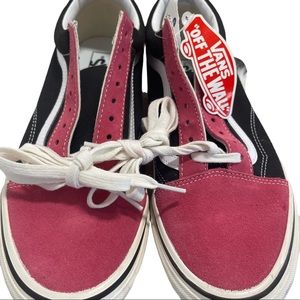 Men Vans Old Skool Style 36 Pink and Black Size 11